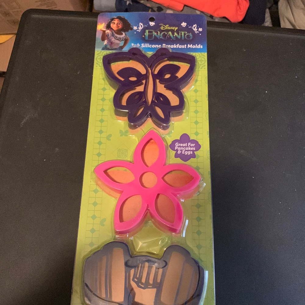 Encanto Breakfast molds.